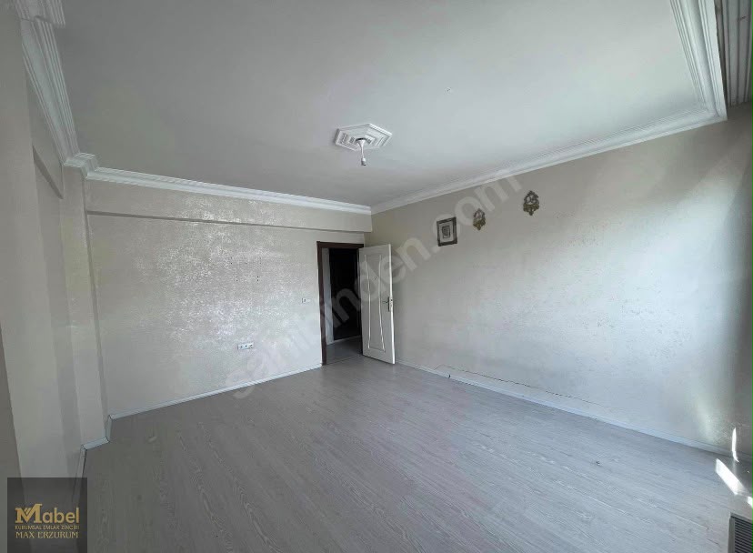 MABEL DEN ŞÜKRÜPAŞA DA SATILIK DAİRE